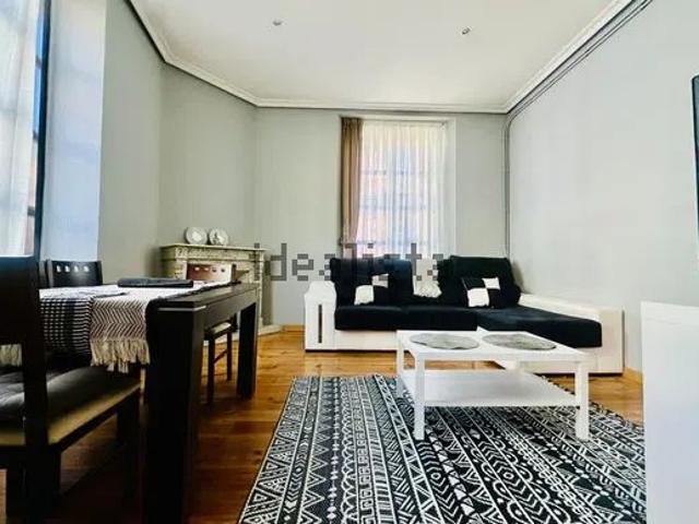 Apartamento en alquiler en Centro, León
