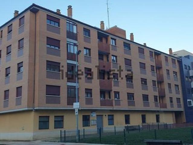 Apartamento en alquiler en La Vega, León