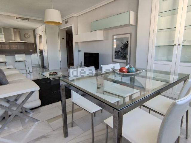Apartamento en alquiler en Miraflores, Costa del Sol Occidental