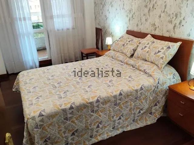 Apartamento en alquiler en Laredo
