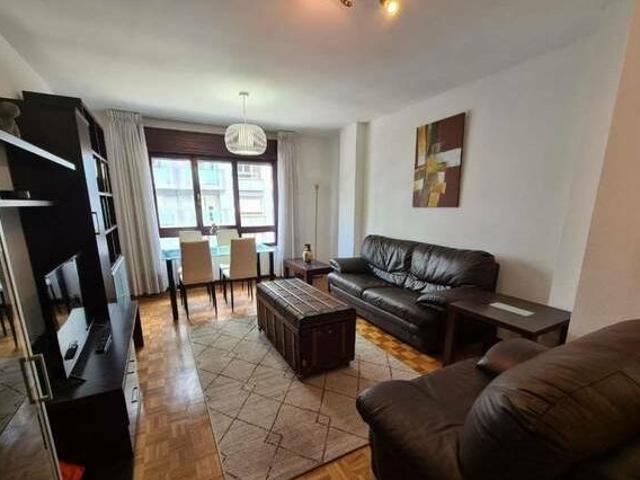 Casa en alquiler en Oviedo