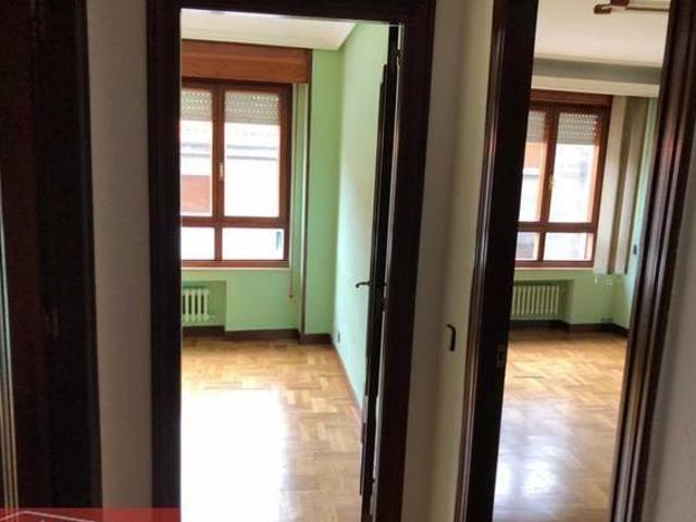 Casa en alquiler en Oviedo, Asturias