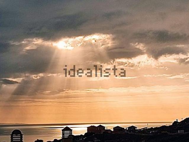 Apartamento en alquiler en Castillo de la Duquesa, Costa del Sol Occidental