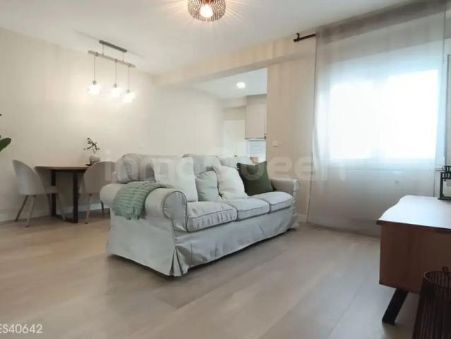 Apartamento en alquiler en La Tenderina, Oviedo