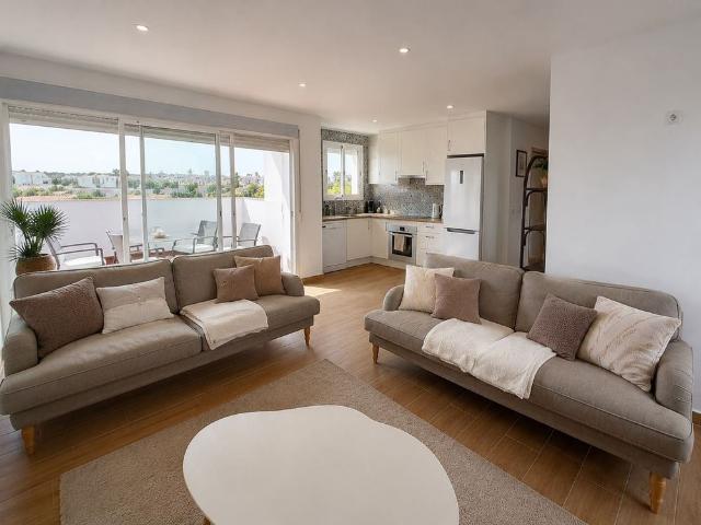 Apartamento en alquiler en Las Monserratinas, el Baix Segura / La Vega Baja