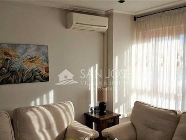 Casa en alquiler en Novelda, Alicante