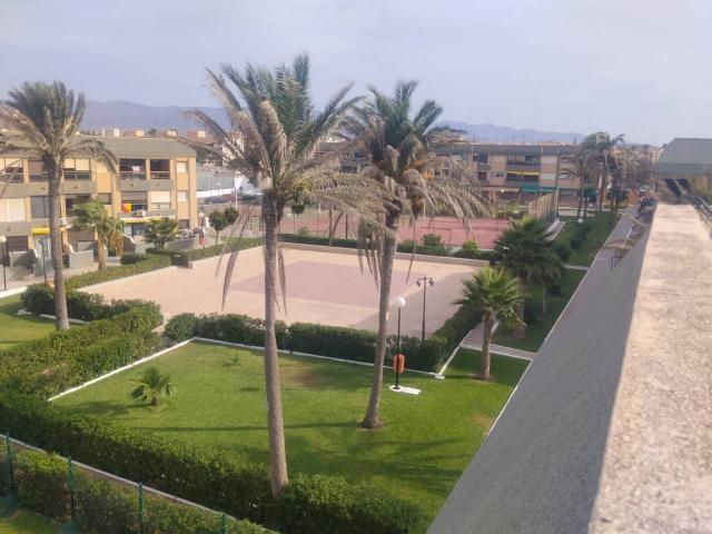 Piso en alquiler en Retamar, Almería