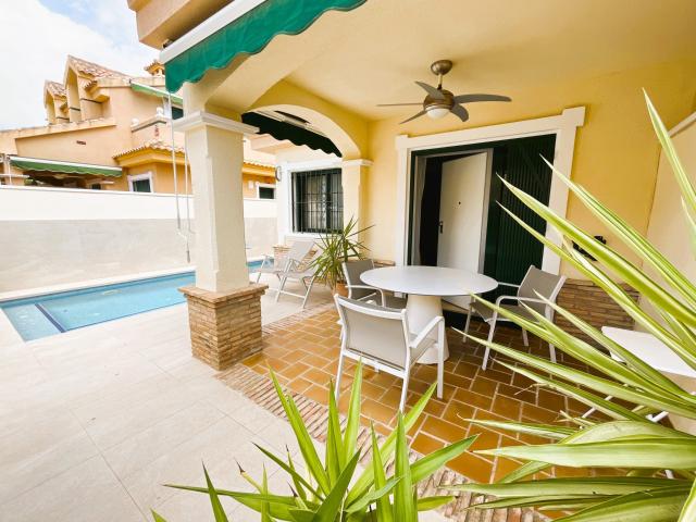 Apartamento en alquiler en Playa Flamenca II, el Baix Segura / La Vega Baja