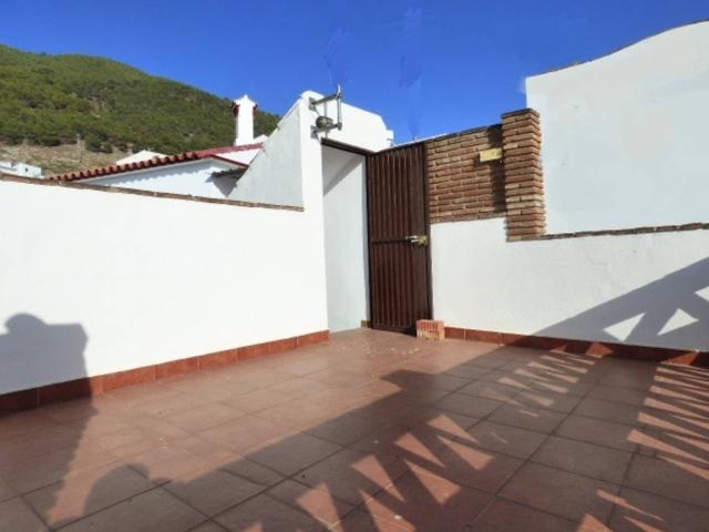 Casa en alquiler en Alcaucín