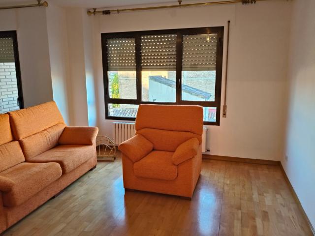 Apartamento en alquiler en Delicias, Zaragoza