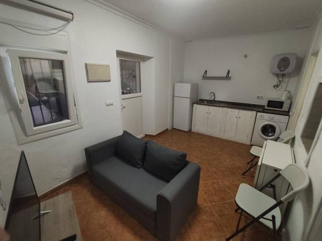 Piso en alquiler en Barriada de Antonio Ordoñez, Campo de Gibraltar