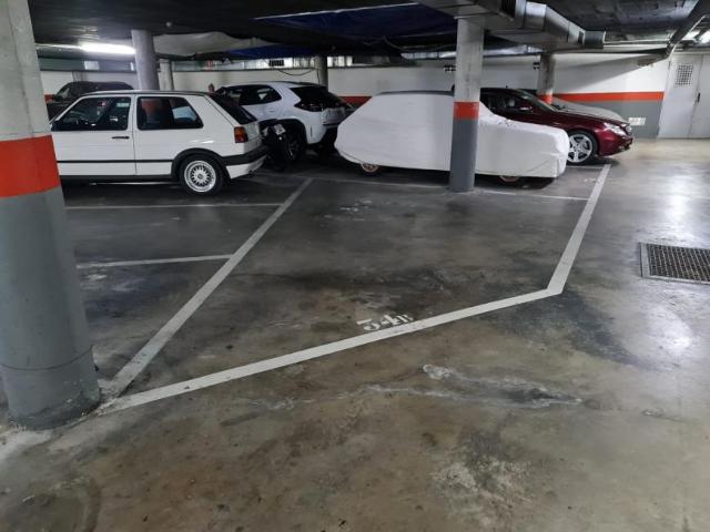 Garaje en alquiler en Baix Llobregat, Catalunya