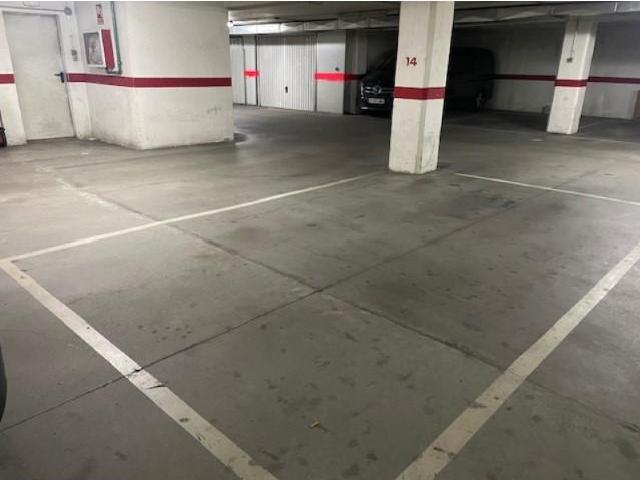 Garaje en alquiler en Villamayor