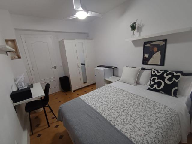 Habitación en alquiler en Ruiz de Luna, Talavera De La Reina