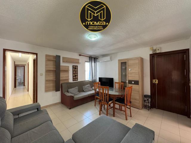 Habitación en alquiler en Peñamefecit, Jaén
