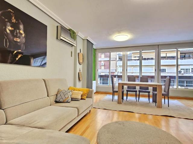 Apartamento en alquiler en Alicante, Centre Històric