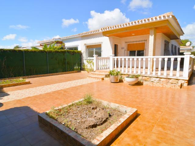 Casa en alquiler en Playa Flamenca II, el Baix Segura / La Vega Baja