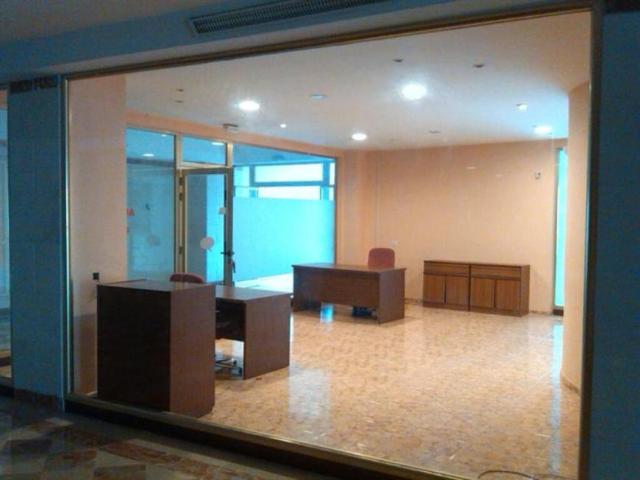 Local Comercial en alquiler en Estepona, Málaga