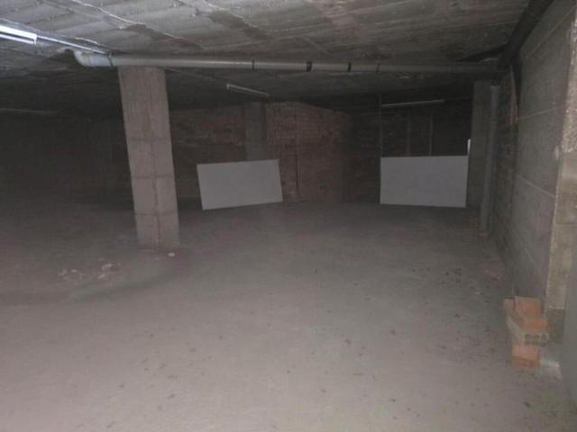 Local Comercial en alquiler en Manresa, Barcelona