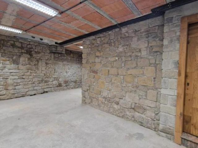 Local Comercial en alquiler en Bages, Catalunya