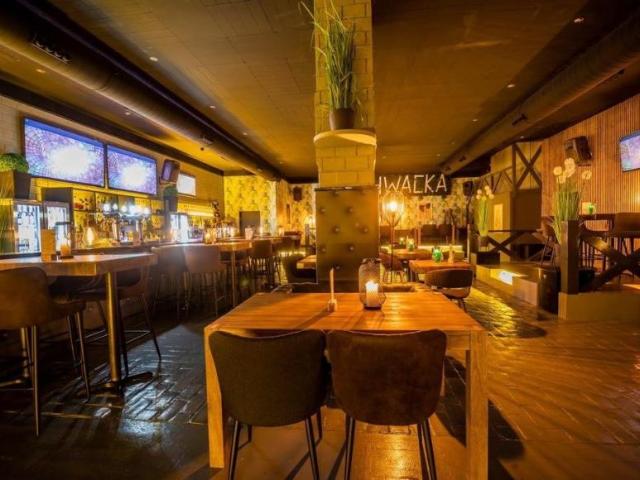 Local Comercial en alquiler en Orihuela, Urbanización Calas de Campoamor