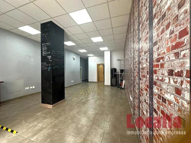 Local Comercial en alquiler en Campuzano, Torrelavega