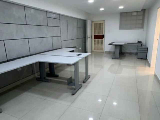 Oficina en alquiler en Distrito Capital