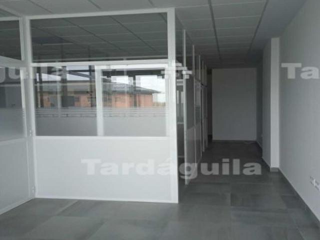 Local Comercial en alquiler en Carbajosa De La Sagrada, Montalvo