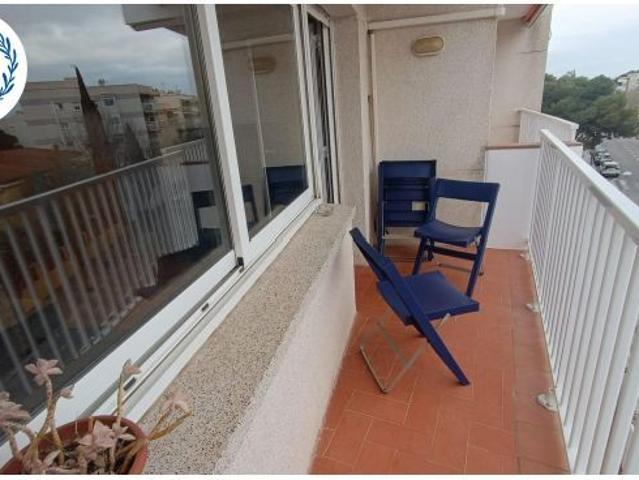 Piso en alquiler en Vilanova I La Geltrú, Plaça de la Sardana