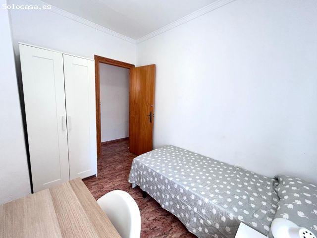 Piso en alquiler en Los Molinos, Almería