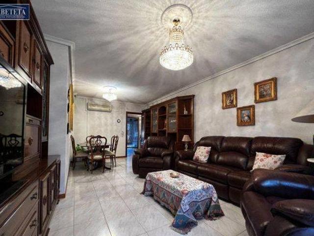 Casa en alquiler en Guadalajara