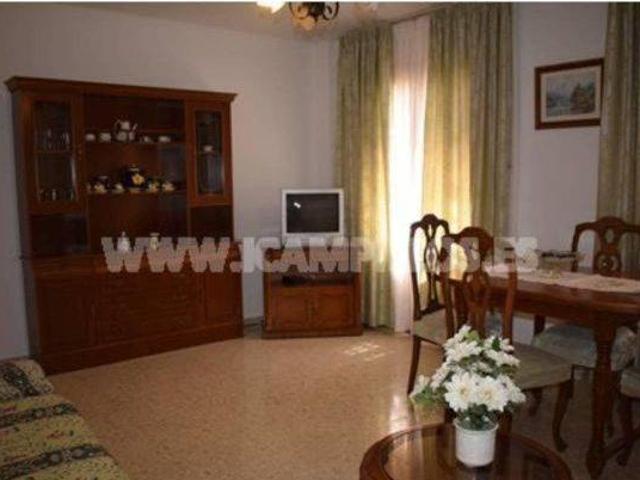 Casa en alquiler en Baena, Córdoba