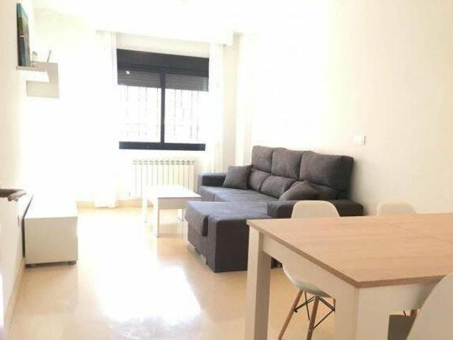 Casa en alquiler en Alhendín