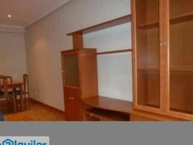 Casa en alquiler en Oviedo
