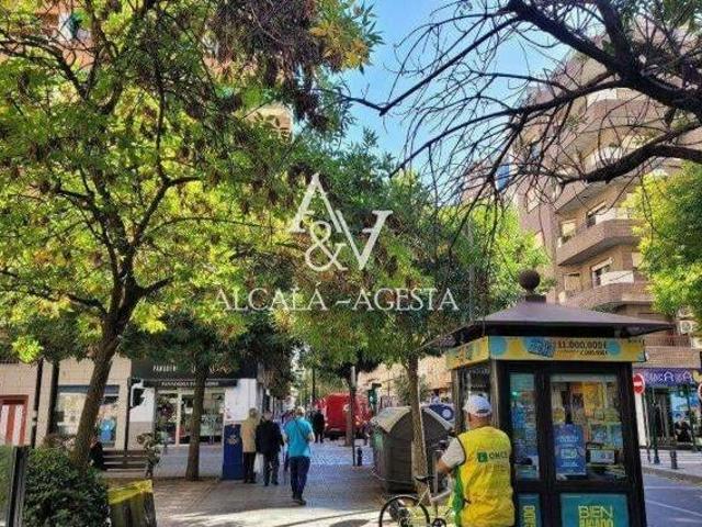 Casa en alquiler en Granada