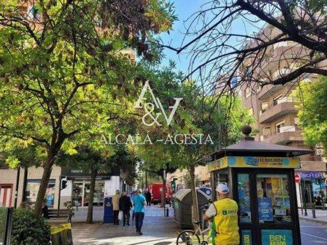 Casa en alquiler en Granada