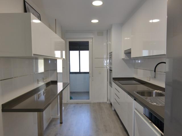 Apartamento en alquiler en Miralvalle, Plasencia