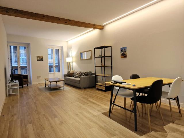 Apartamento en alquiler en Nabarreria, Pamplona / Iruña