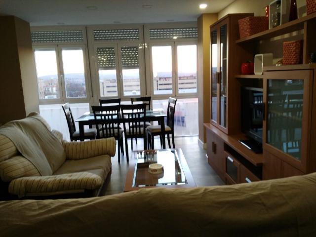 Apartamento en alquiler en San Bernardo, Salamanca