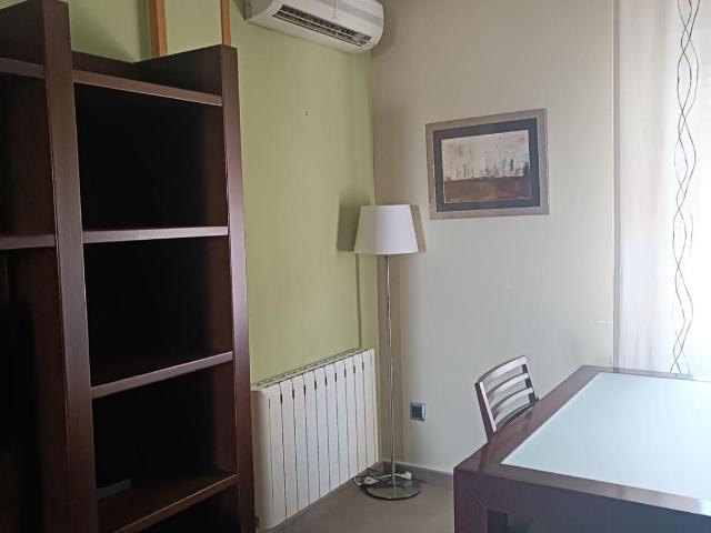 Apartamento en alquiler en Gran Eje, Jaén