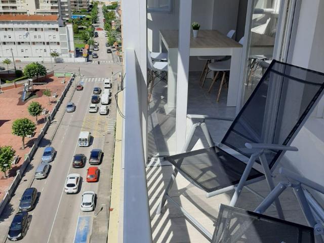 Apartamento en alquiler en Laredo