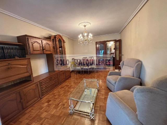 Apartamento en alquiler en Ermitagaña-Mendebaldea, Iruñerria