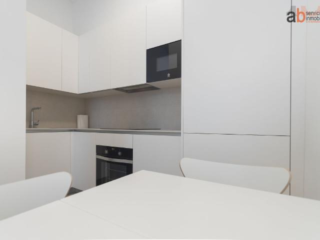 Apartamento en alquiler en Ermitagaña-Mendebaldea, Iruñerria