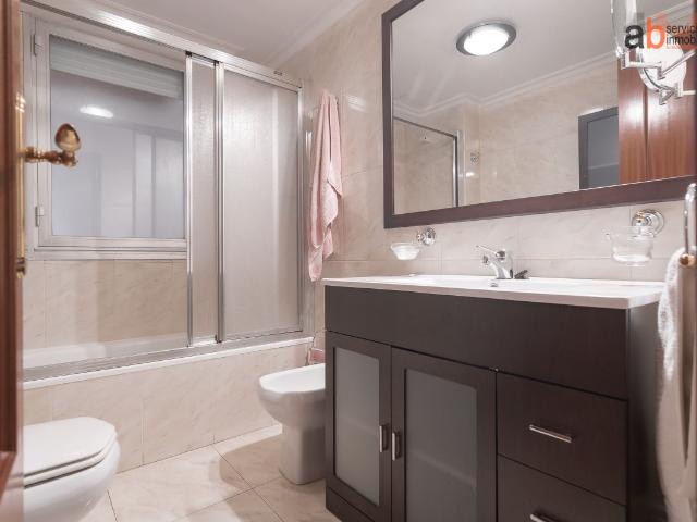 Apartamento en alquiler en Ermitagaña-Mendebaldea, Iruñerria