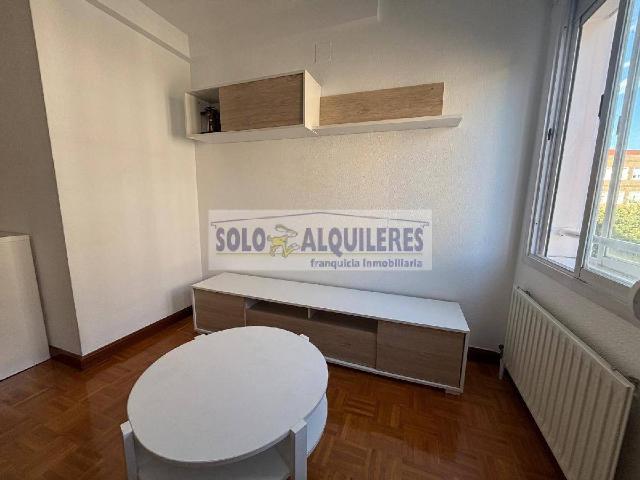 Apartamento en alquiler en Mendillorri, Iruñerria