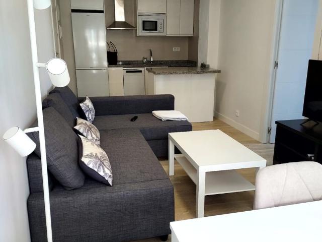 Apartamento en alquiler en Nervión, Sevilla