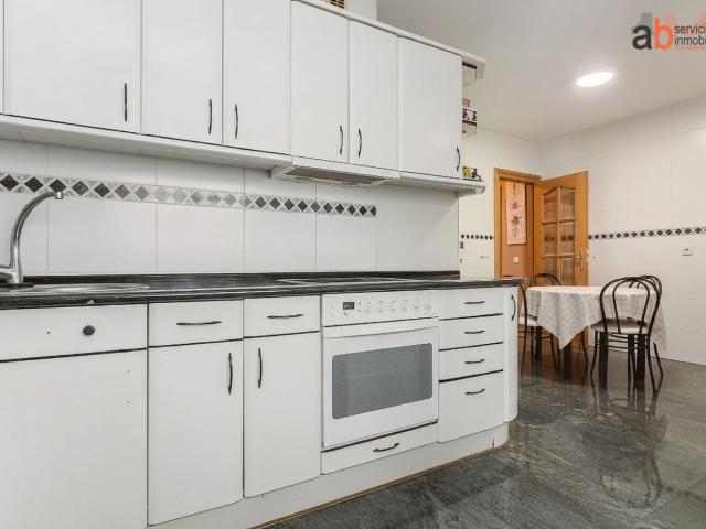 Apartamento en alquiler en Ermitagaña-Mendebaldea, Iruñerria