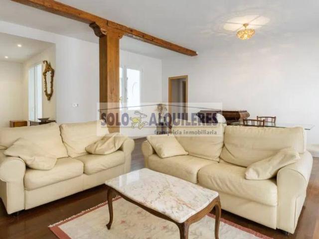 Apartamento en alquiler en Casco Antiguo, Iruñerria
