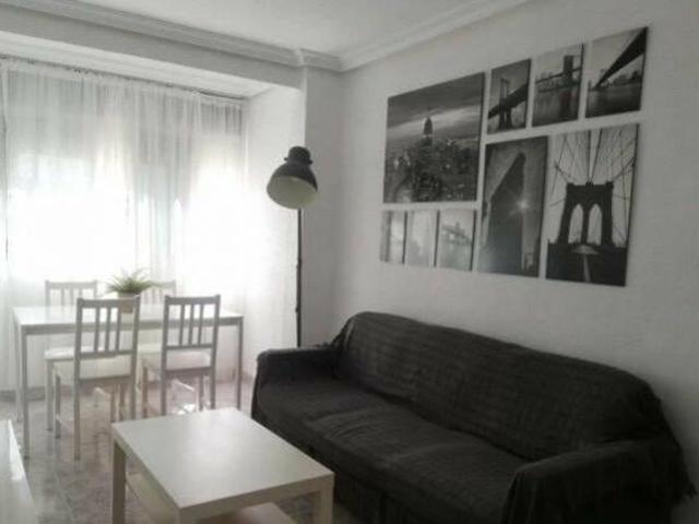 Casa en alquiler en Mairena Del Aljarafe, Andalucía