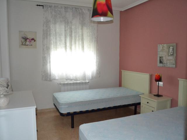 Apartamento en alquiler en Alto de Valcorchero, Plasencia